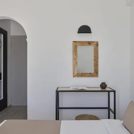 Hotel Paros, A Member Of Radisson Individuals Pounda