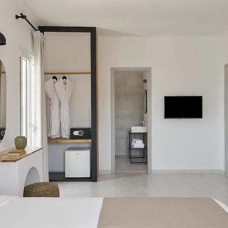 Hotel Paros, A Member Of Radisson Individuals Pounda